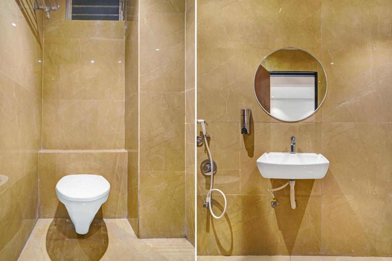 Townhouse Oak Hotel Vaibhav Surat Luaran gambar